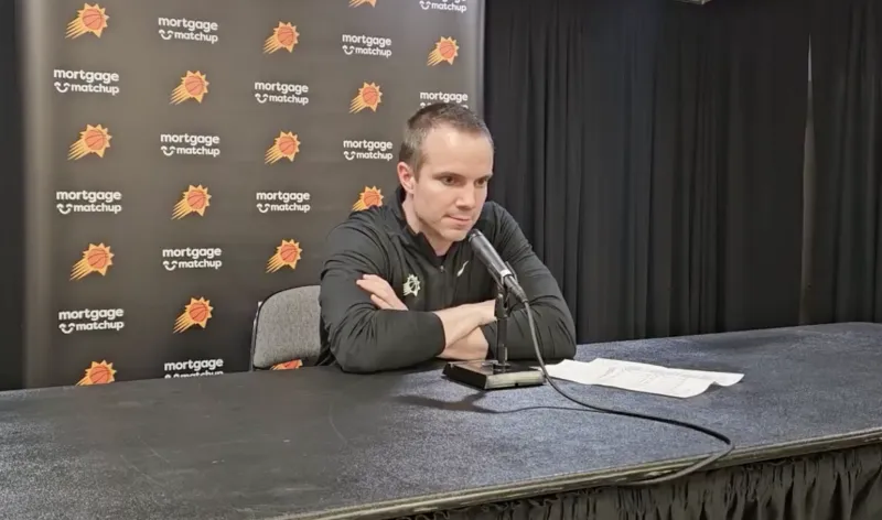 开云中国-奥特谈布克：第四节提前换他上场，是想趁脚踝还没肿打一会