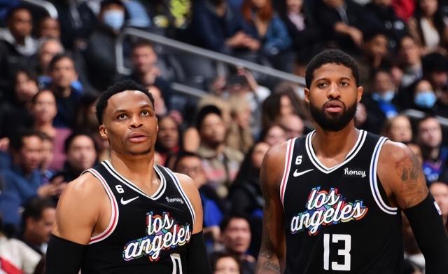 开云APP-韦少双刃剑属性凸显 快艇需提防反噬